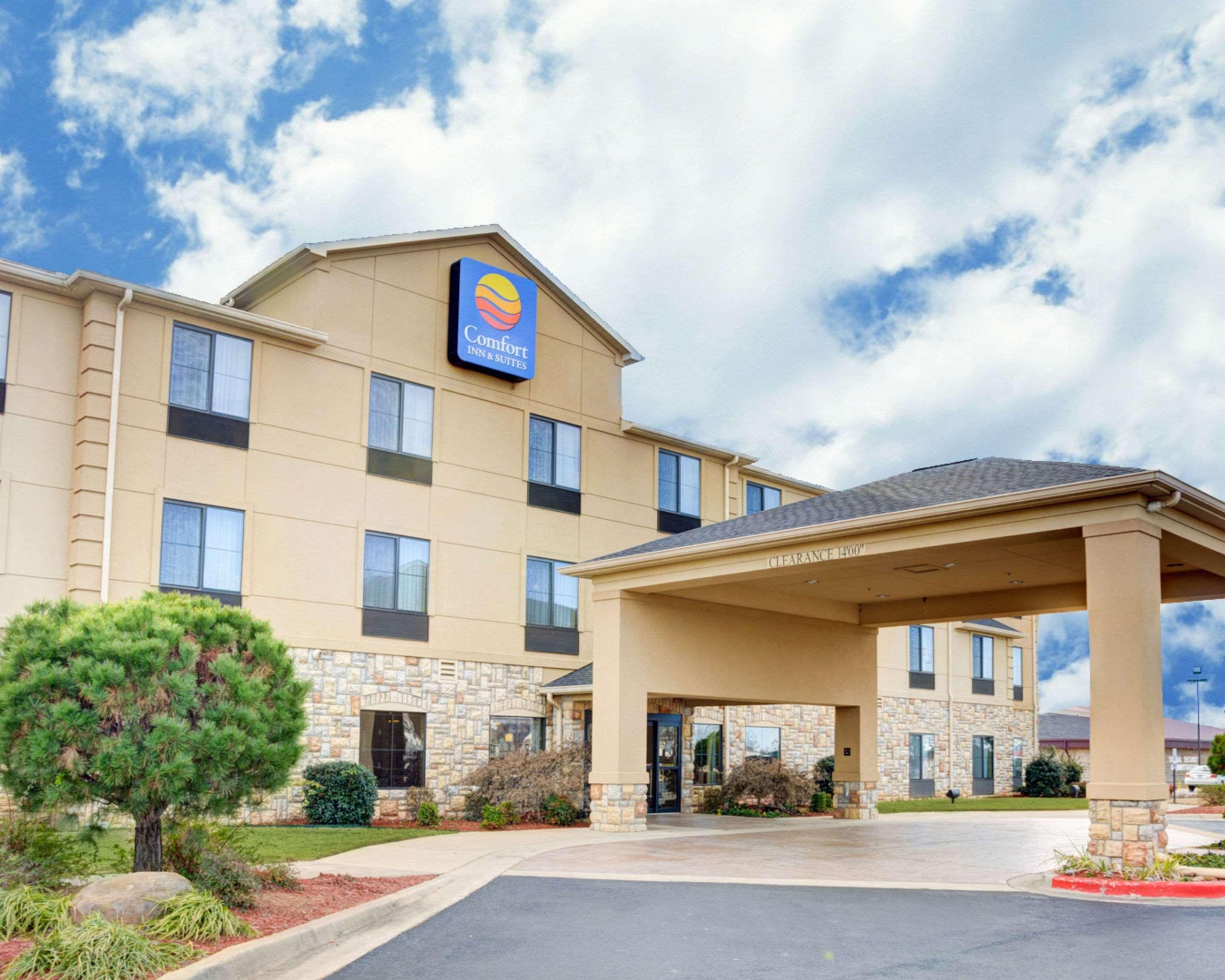 Hotel Comfort & I-40 Russellville